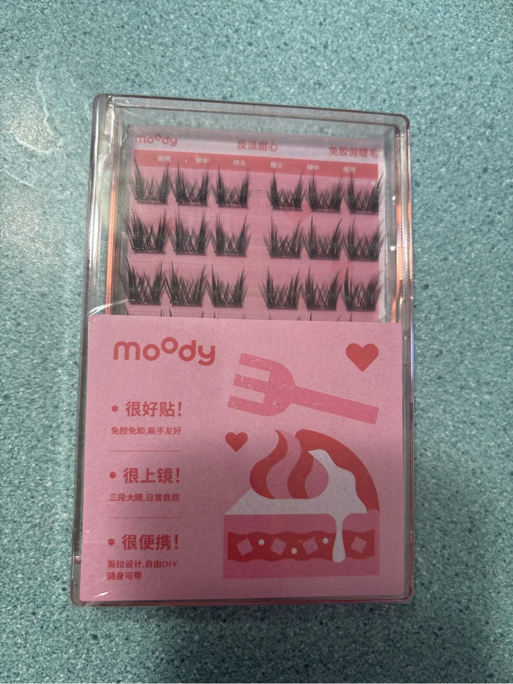 Moody lens Glueless eyelash